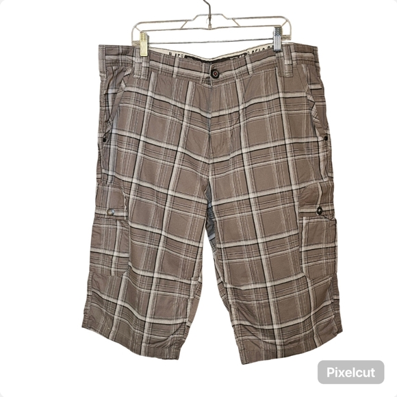 NWOT Projec Raw grey white plaid cotton cargo shorts men size 40 US - Picture 1 of 7